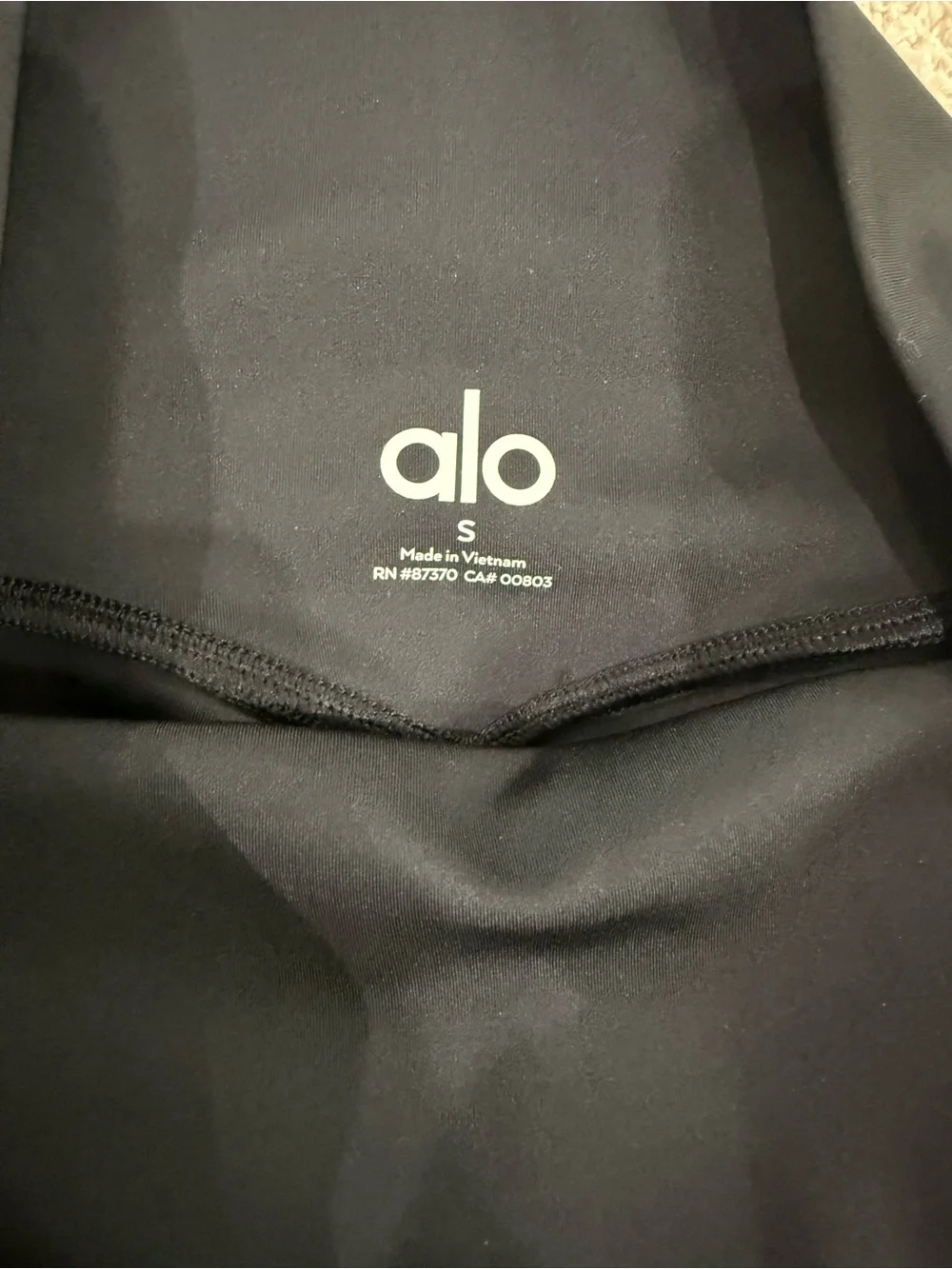 ALO Yoga never worn